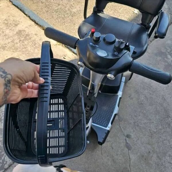 Vive Mobility 4-Wheel Travel Scooter - Image 2